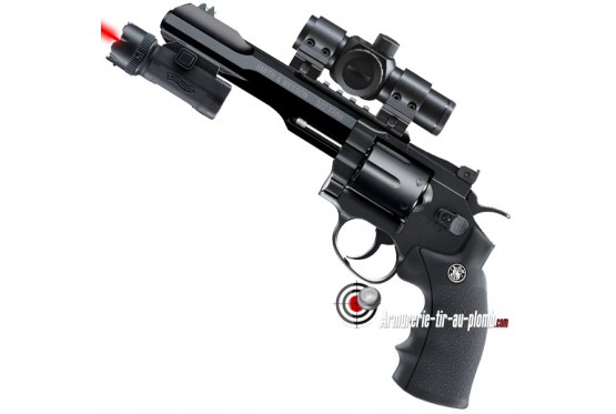 Smith & Wesson 327 TRR8 - Equipé